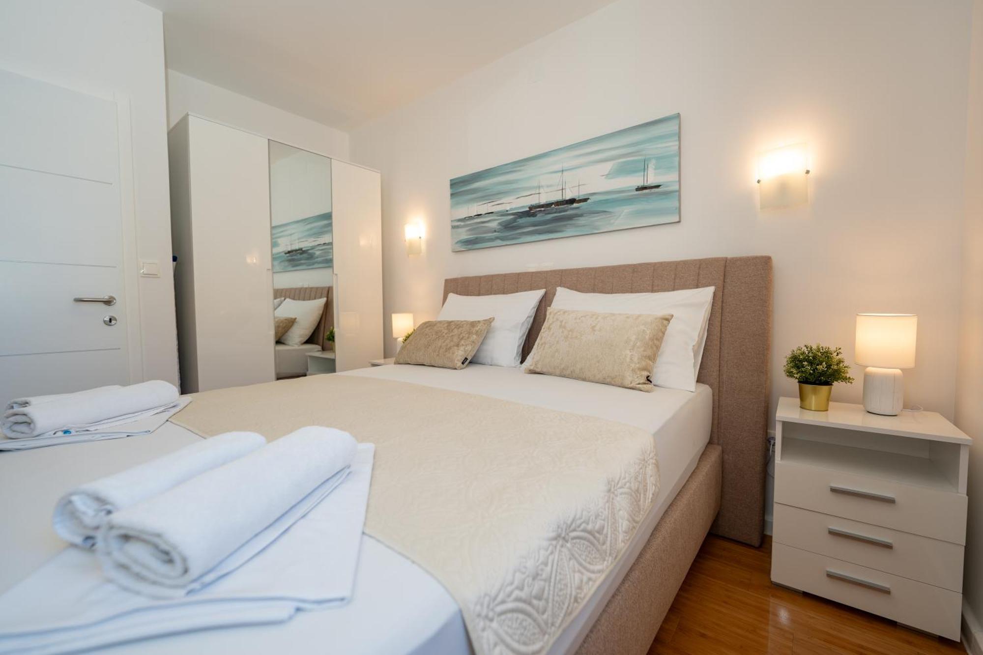 Apartment Funtastic With Private Pool Novalja Exterior foto